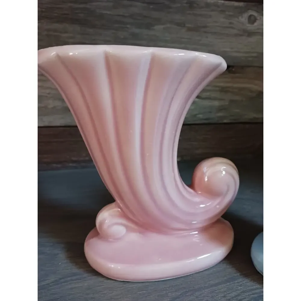 Vtg Art Deco USA Pottery Blue Pink Horn of Plenty Cornucopia